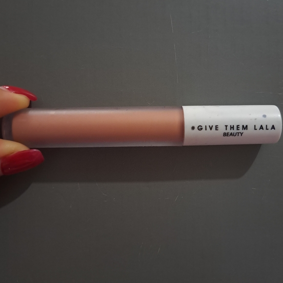 ✨ Lip Gloss✨ - Picture 1 of 2